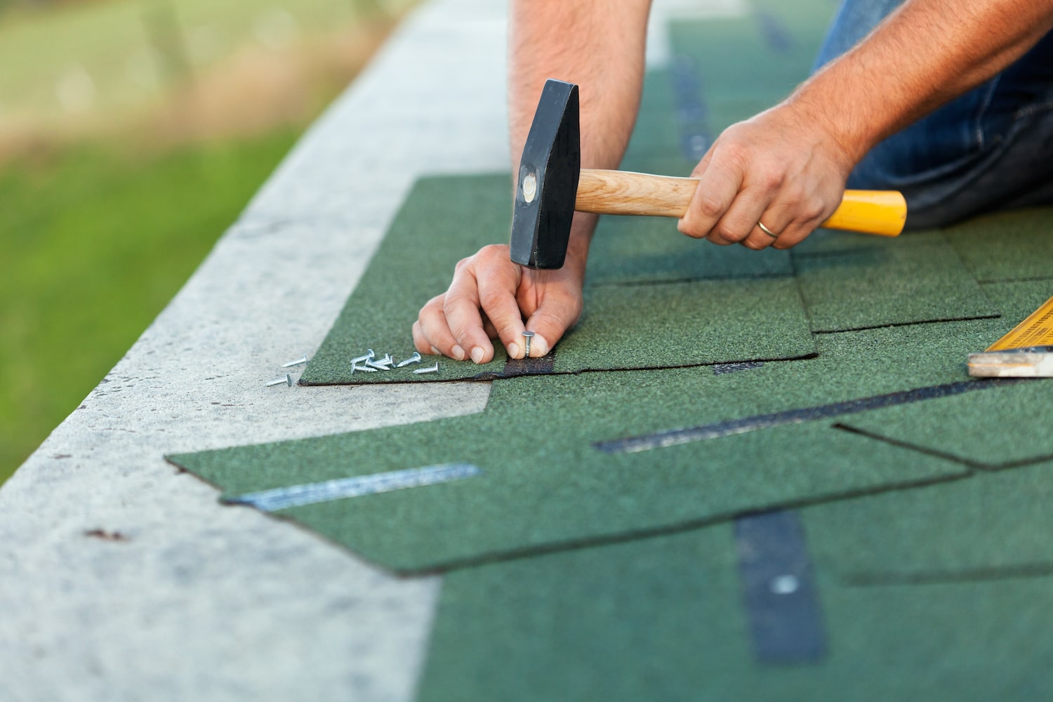 how to nail a roof shingle