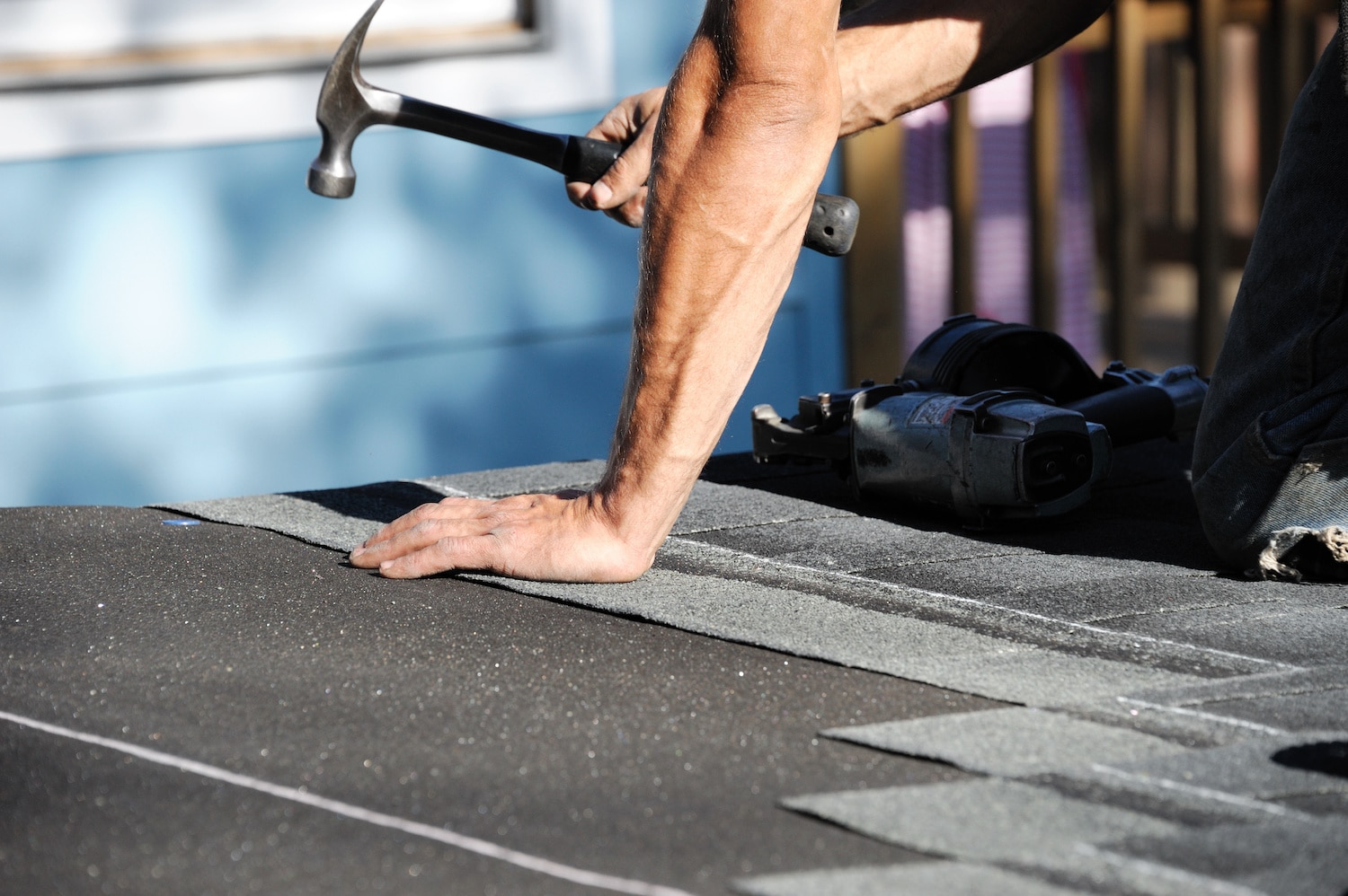 remove roof shingles hammer