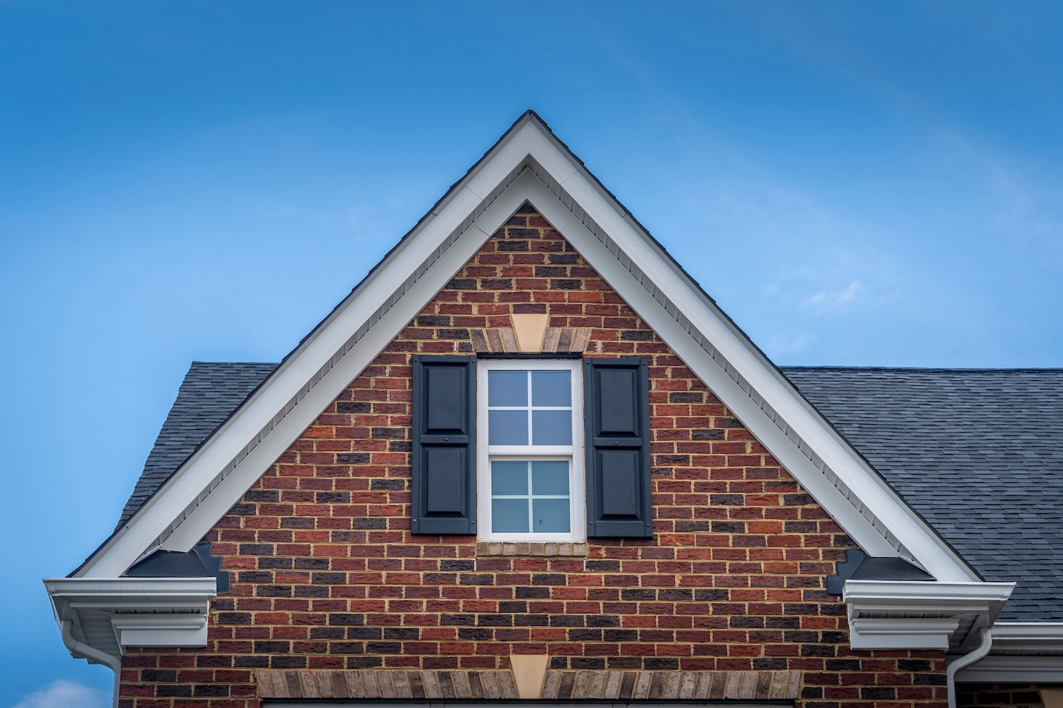 standard roof pitch brick